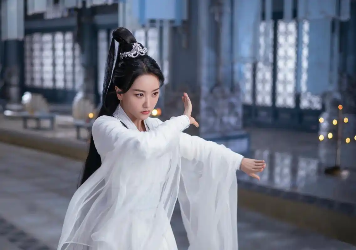 杨蓉#电视剧护心# 咔嚓92是谁的绝美剧照?是素影@杨蓉 的!