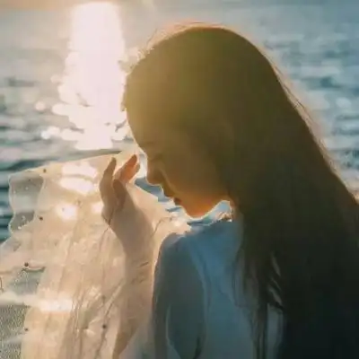 qq头像女生森系唯美小清新2020最新我们不熟脾气当然好