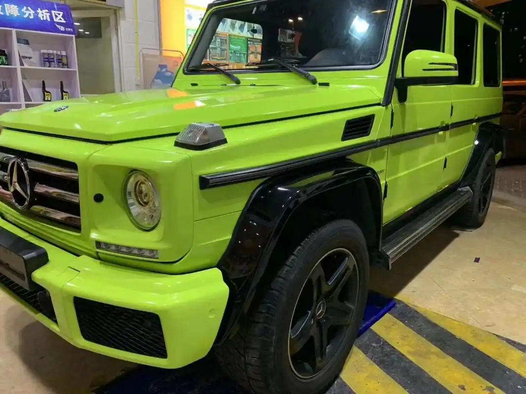 大块头也来撩骚柠檬绿的奔驰g63让你心痒