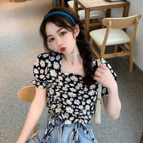 雪纺碎花上衣短