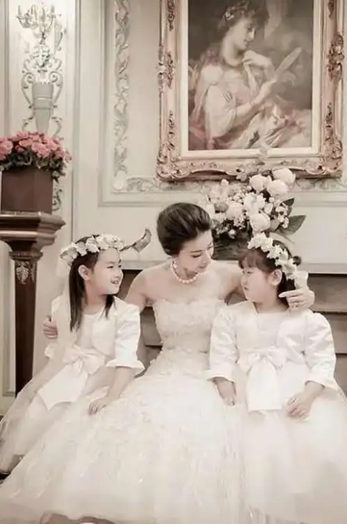 郭晶晶婚礼照片(郭晶晶婚礼排场堪比公主) - 天华易学