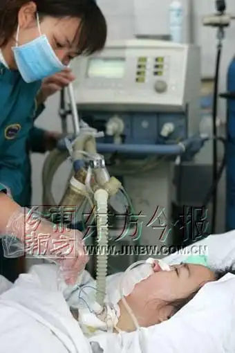 女大学生心跳停止22分钟经52次电击后生还图