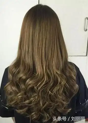 今天烫个"发尾卷",都说很漂亮,大家可以试一试