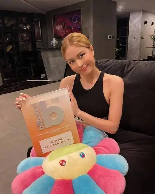 扯白||从少女偶像到越南最红女歌手,16年如何改变一个女孩……_黄垂玲