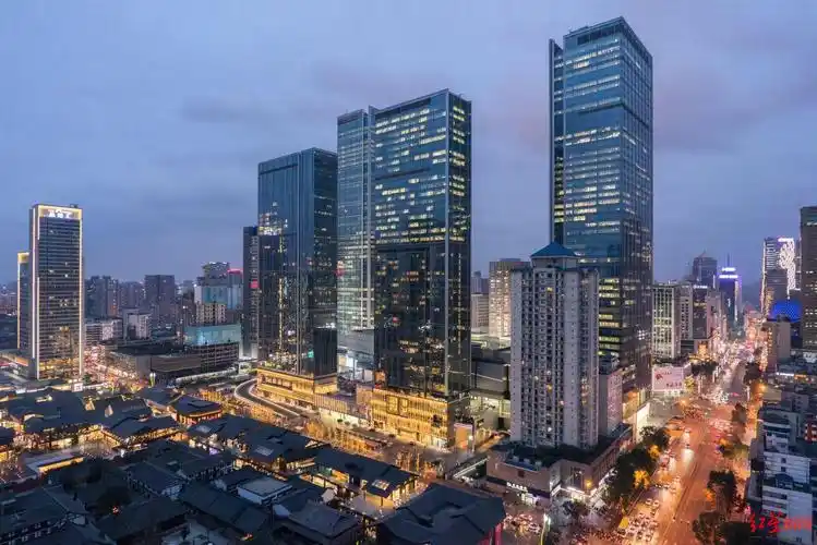 感知成都经济热力③|家门口买全球,老街道变商圈,明星也"到此一游"|成