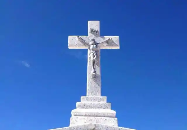 【科普】常见十字架所拥有的的不同含义