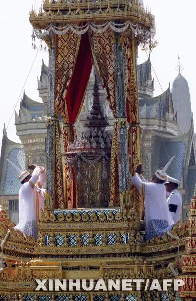 泰国为已故王姐瓦塔娜公主举行葬礼[组图]