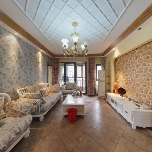 熙地港绿城百合90平2房