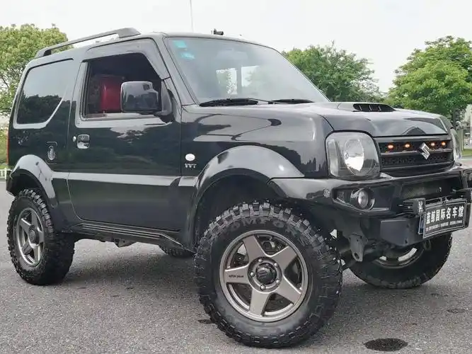 铃木 吉姆尼 图片