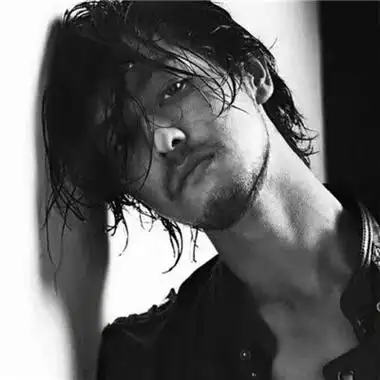 qq头像男生霸气高冷范