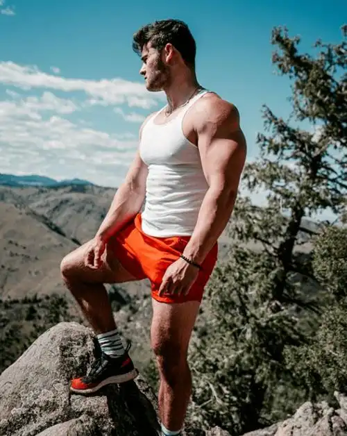 减脂干货如何常年保持低体脂让肌肉血管爆出来