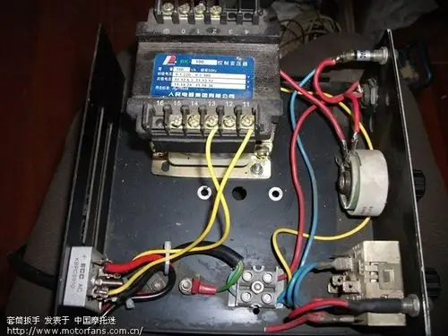 自制12v电瓶充电器