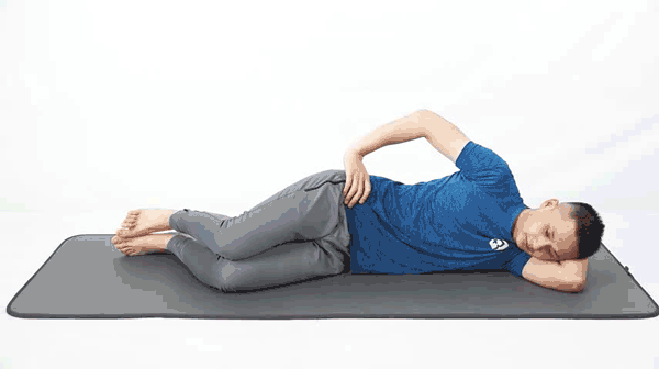 侧卧屈膝髋外展01这样就会让你的腿型看上去更接近"大长腿"让腿部肌肉