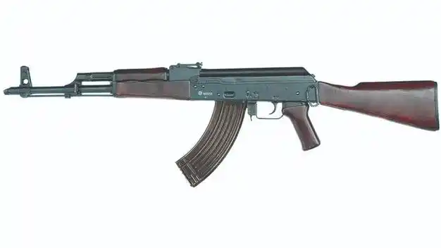 第二种是比较常见的,为68式自动步枪,是58式之后的继承型号,该枪参照