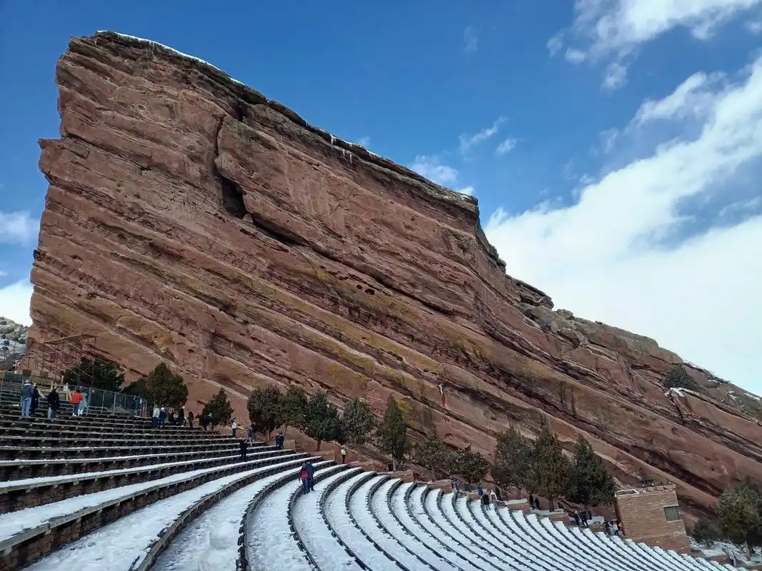 我的旅行# 丹佛红石公园露天剧场,地质盛宴,徒步,骑行,音乐会
