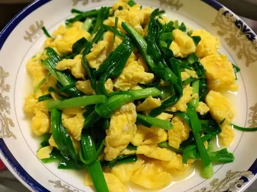 jfh黄瓜做的蒜苗炒鸡蛋