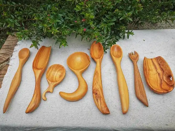 手工做的木小件