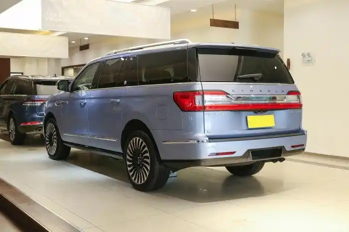 年末福利大反馈仅售1298万车长超5米6实拍林肯领航员