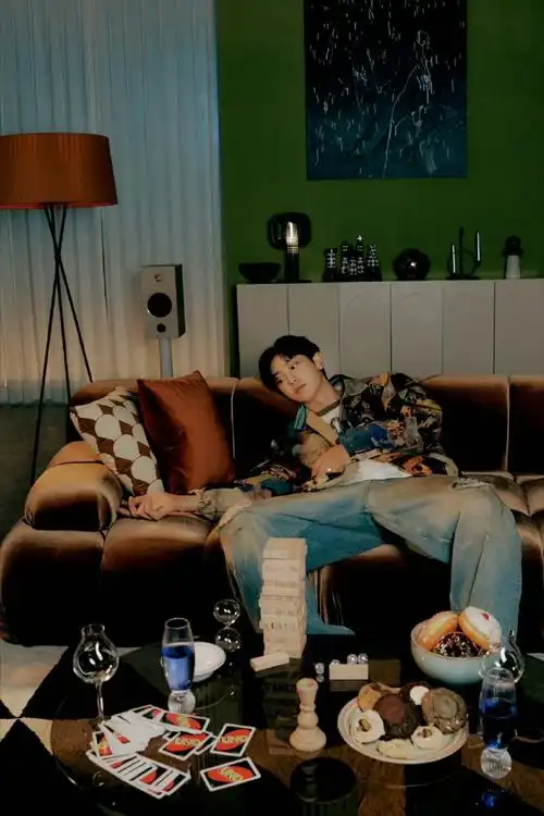 灿烈新歌mv里有exo成员