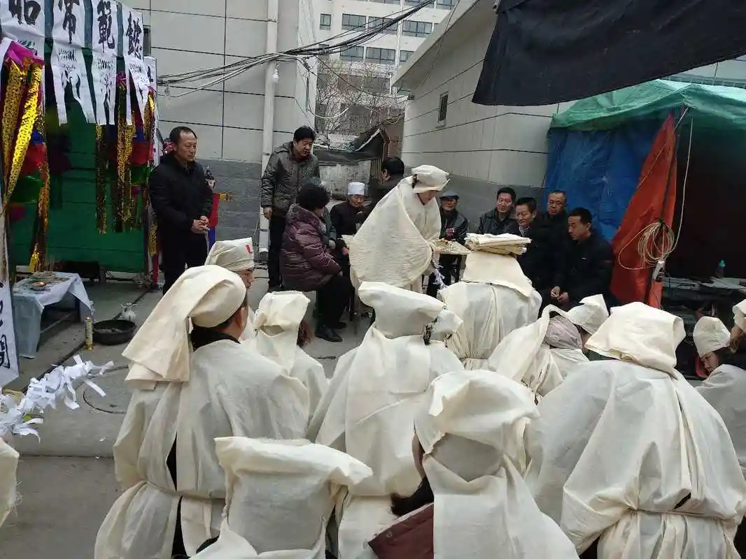 俗话说"雨打棂,辈辈穷",说得有道理吗?老祖宗的忠告有道理吗