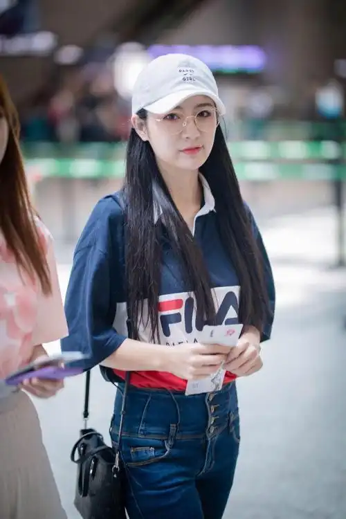 李宇琪(一)-神仙颜值库-话本小说网