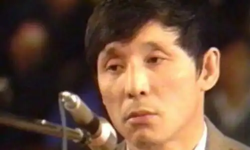 曾经的东北黑老大乔四:霸占24位女明星,狠起来连自己都敢砍