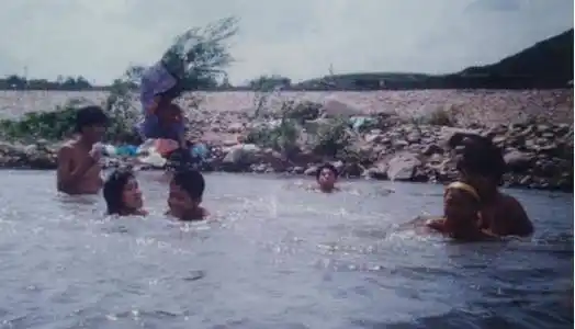 民国双胞胎下河游泳却双双溺毙!真相揭开,人心远比水鬼要恶毒