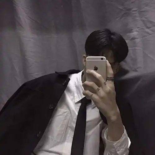 意境.手机控挡脸男头_男生头像_我要个性网