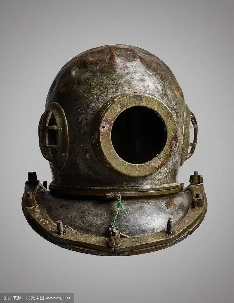 重型潜水头盔