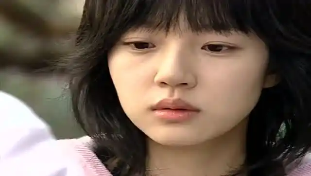 对不起我爱你,恩彩喜欢小允,可小允说两人太熟,不能当男女朋友