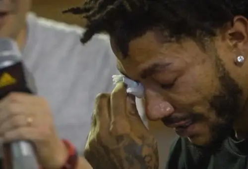 德里克罗斯花有重开日