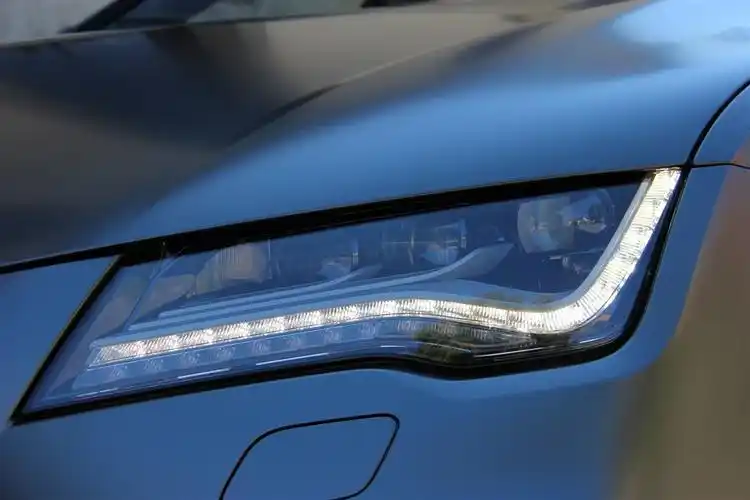 奥迪rs7(进口)大灯