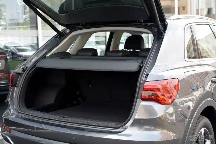 【2019新车总动员】帅气阳刚的小钢炮——全新奥迪q3