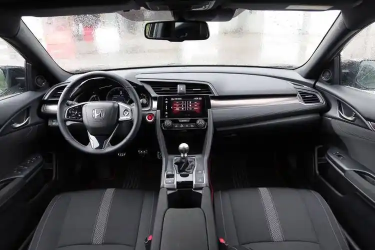 情怀使然造型太帅气思域两厢版售14391669万元