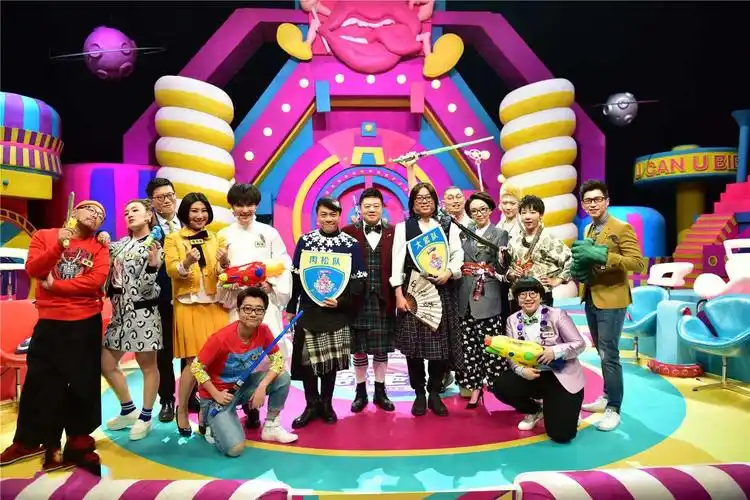 杨幂表现出彩选手水平一言难尽奇葩说7开播即糊