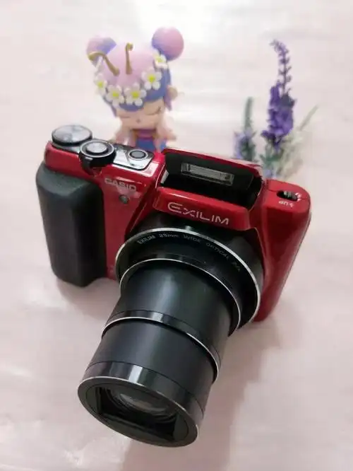 卡西欧zs200红色成色新909090:578