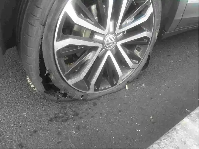 轮胎爆裂,雾灯质量有问题_大众探歌_315汽车投诉_汽车消费网