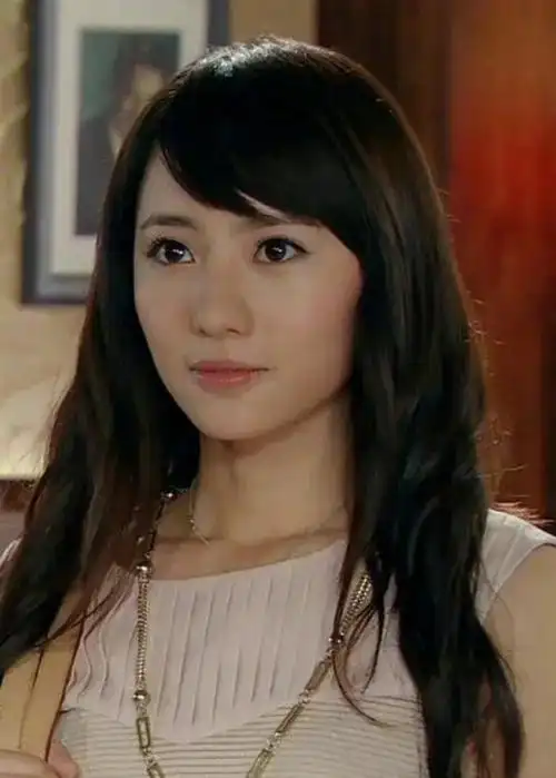 爱情公寓诺澜近照#《爱情公寓》诺澜的扮演者刘萌萌分享了自己的秸照