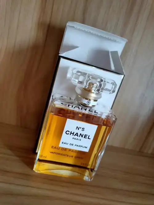 香奈儿五号经典香水
