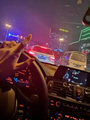 你以为开宝马很快乐?错,开宝马的快乐你只看到1%