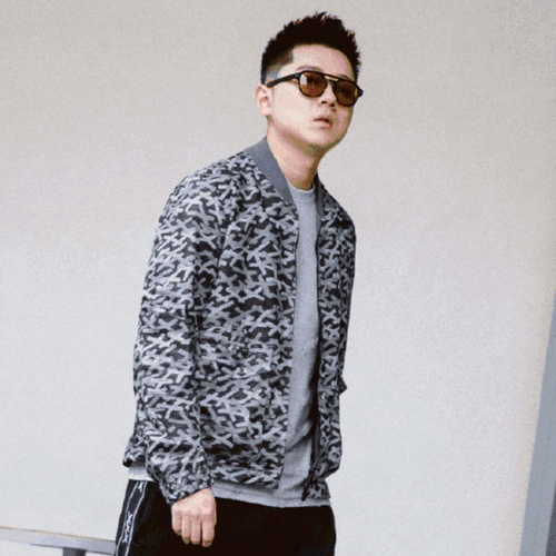 可惜新说唱北美区导师王以太他们不玩喜剧说唱