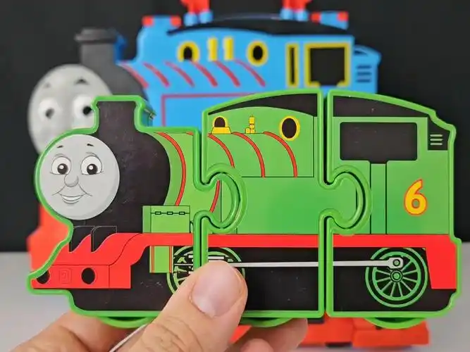 thomas james diesel percy train toys