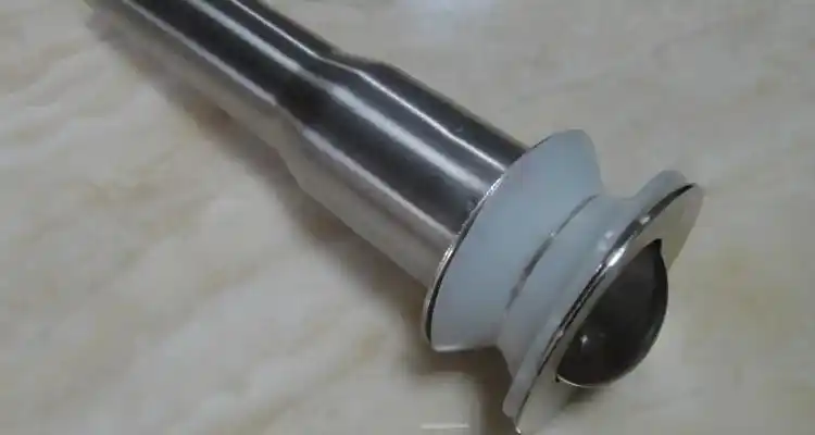 太阳能溢水口不停漏水怎么办