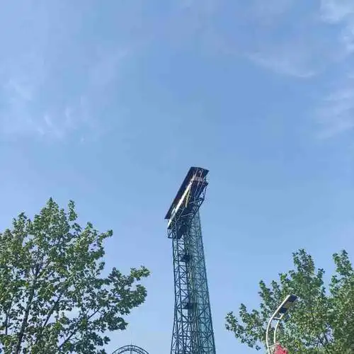 建在山上的游乐园