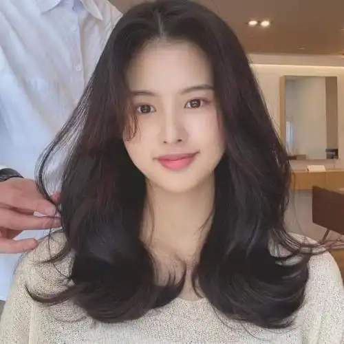 选对刘海可以拯救一张脸四款超火的网红刘海时尚减龄又小脸