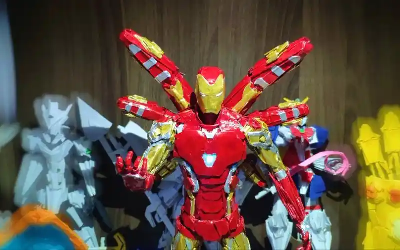 简单涂装一下钢铁侠mark85折纸模型!