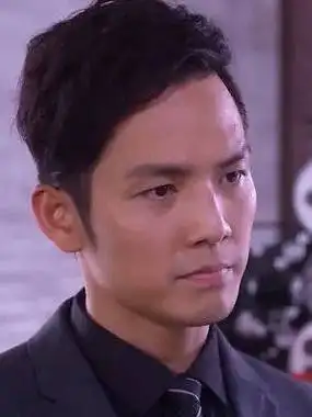 嘴硬王者何以琛,打脸就在下一秒 #何以笙箫默  #唐嫣  #钟汉良