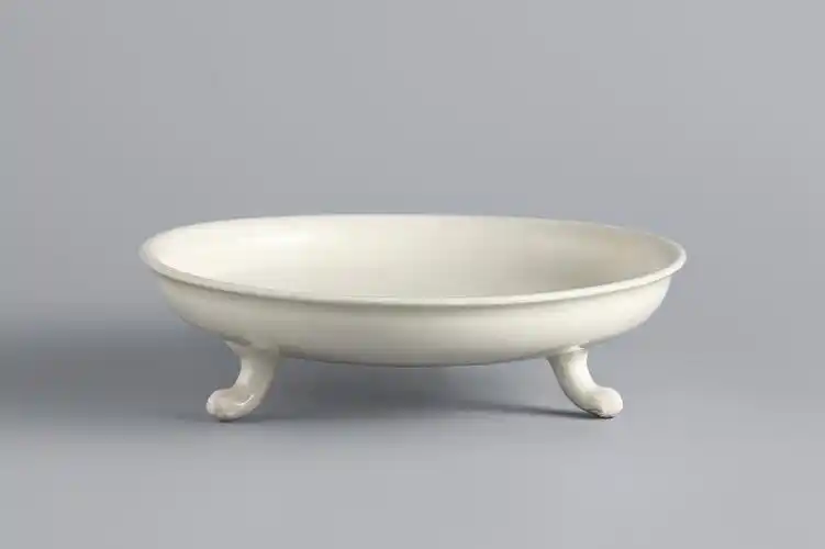 0716 唐(618-907) 邢窑白釉三足盘