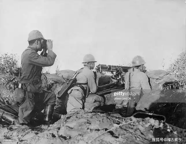 但是日军机枪手却拥有很高的命中率,一般情况下点射命中在30%以上.