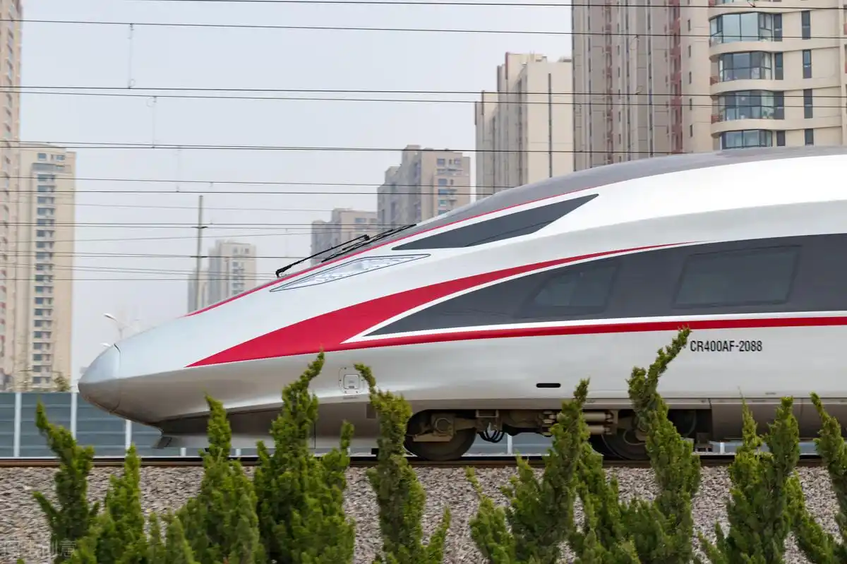 原创中国高铁领先世界难道造不出青藏铁路火车头为啥从美国进口